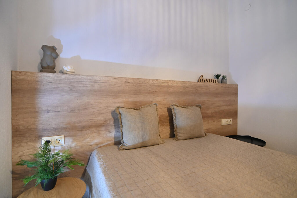 Philoxenia's SEAcret | Bedroom | Villa at Vrasna Beach